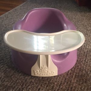 Bumbo with Tray And Seat Belt